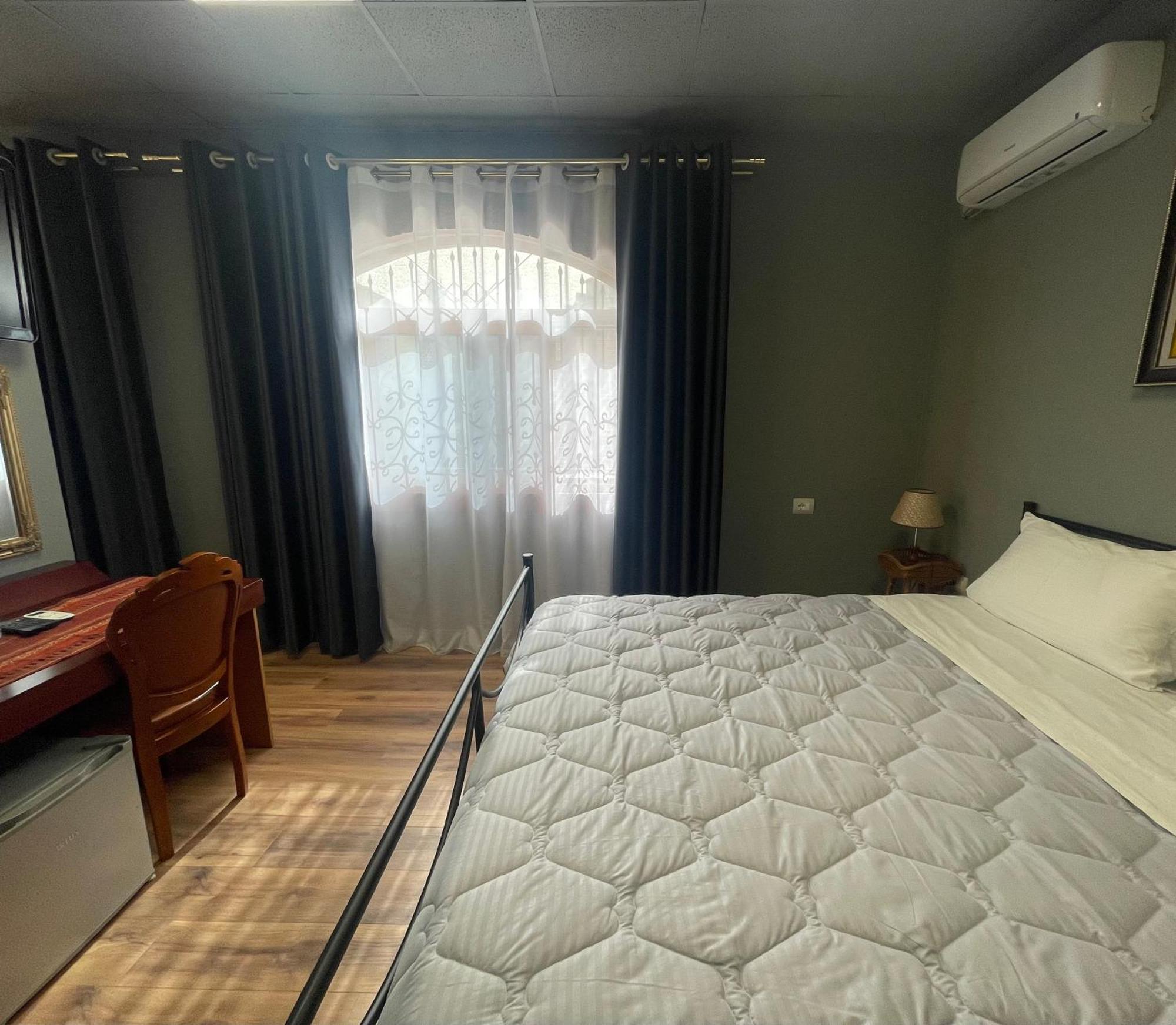 Hotel Vila 15 - Center Tiranë Luaran gambar