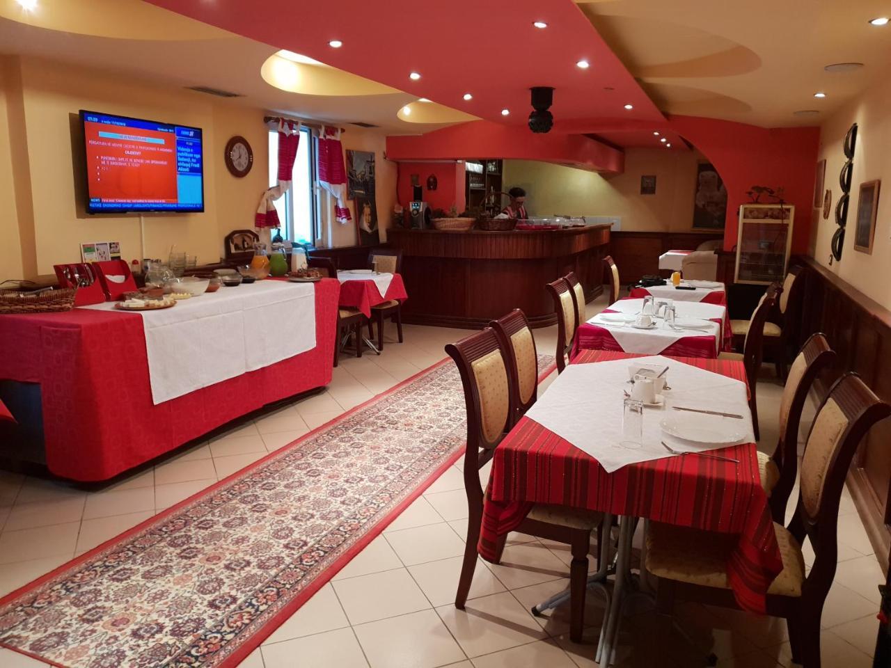 Hotel Vila 15 - Center Tiranë Luaran gambar